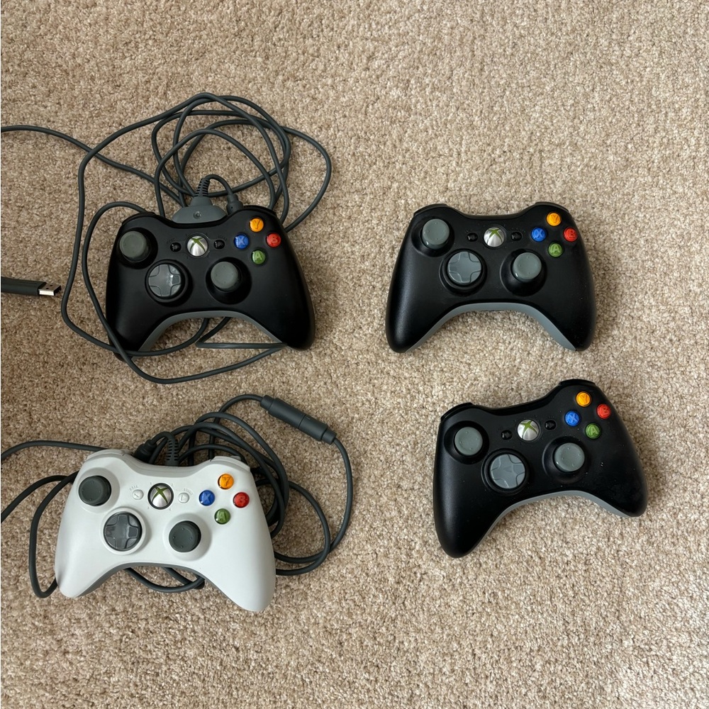 Classic Vintage Xbox controllers, set of four, great condition.